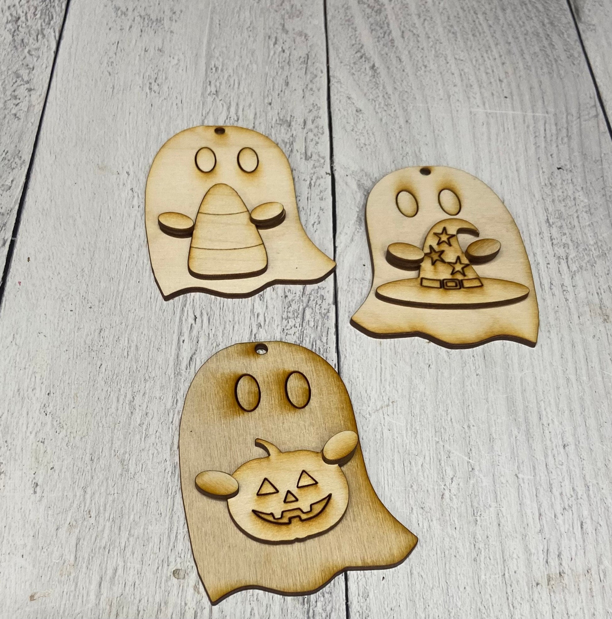 Cute ghost garland tags (unpainted)