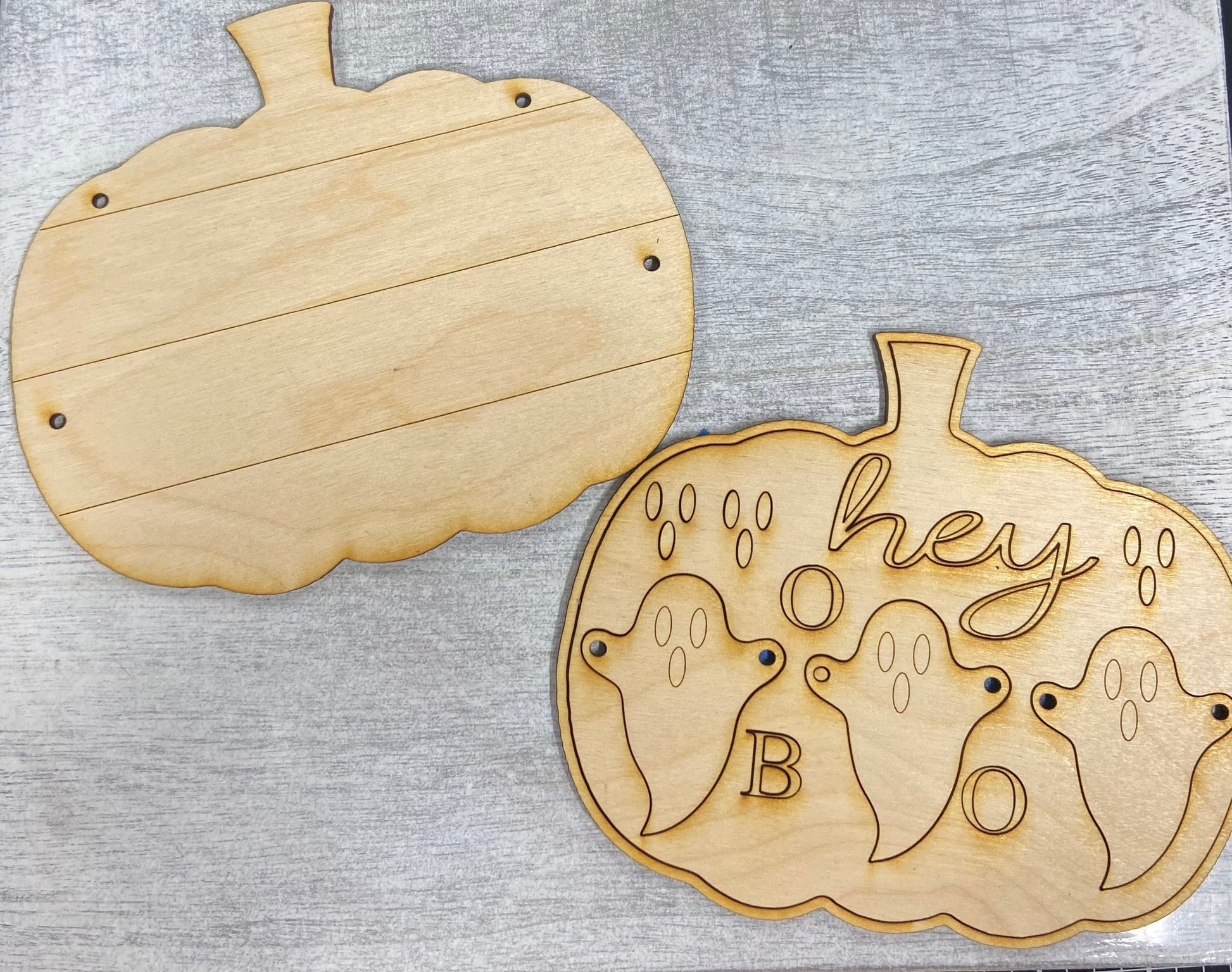 Hey boo pumpkin sign Unpainted