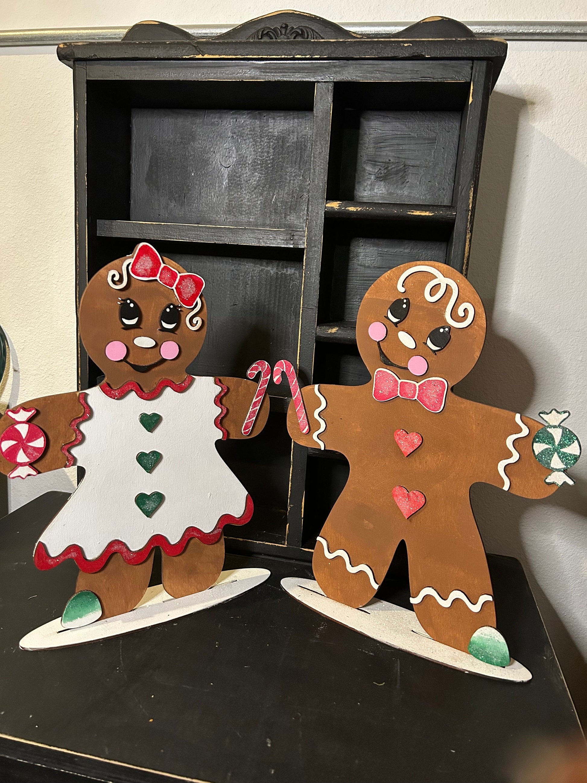 DIY Gingerbread Man/Woman Unpainted (LARGE SIZE)