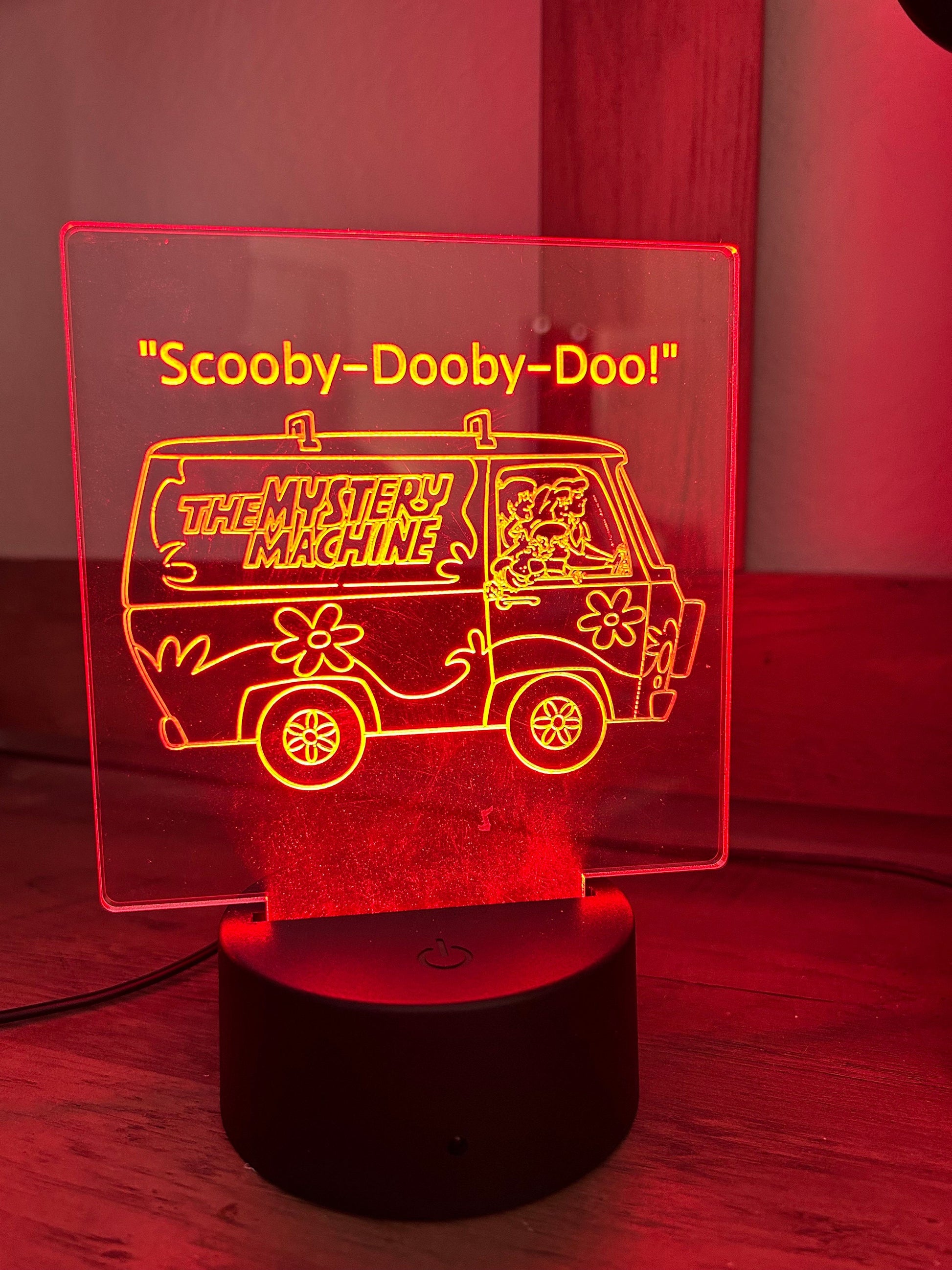 Scooby Dooby Doo! The Mystery Machine Desk Light