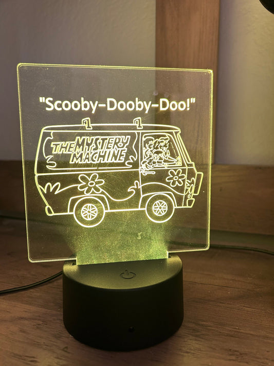 Scooby Dooby Doo! The Mystery Machine Desk Light