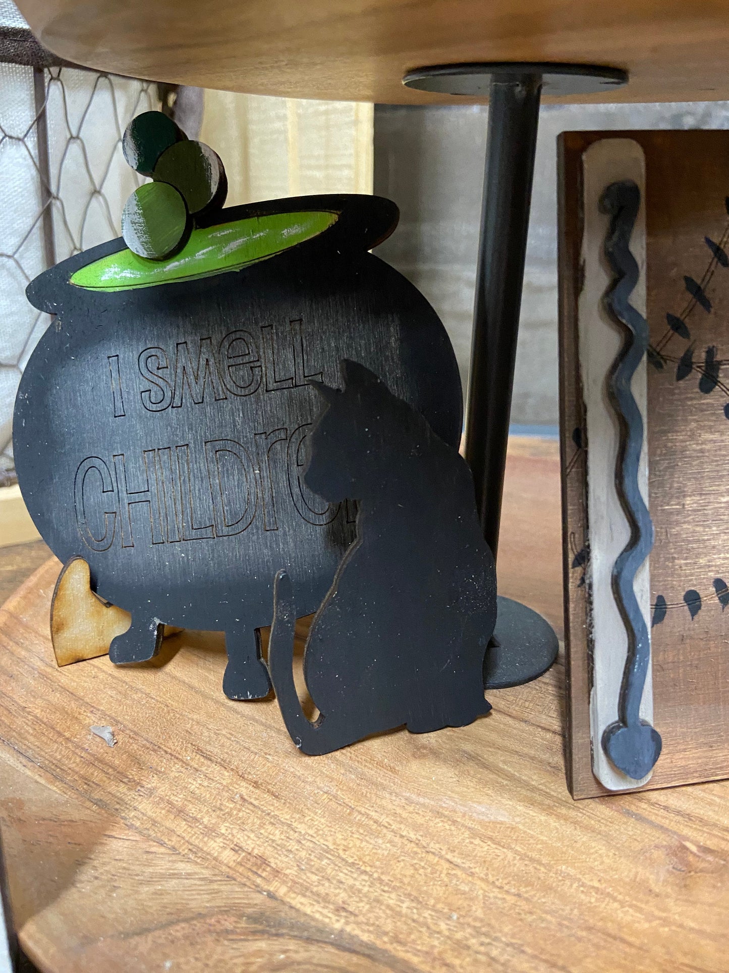 Hocus Pocus Tiered Tray Set