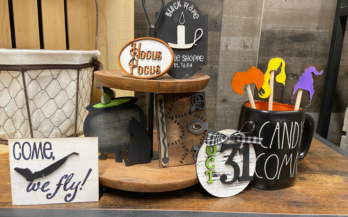Hocus Pocus Tiered Tray Set