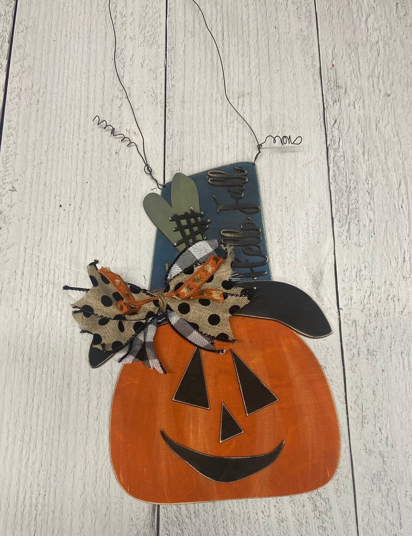 Hello Fall Pumpkin Scarecrow DIY unpainted