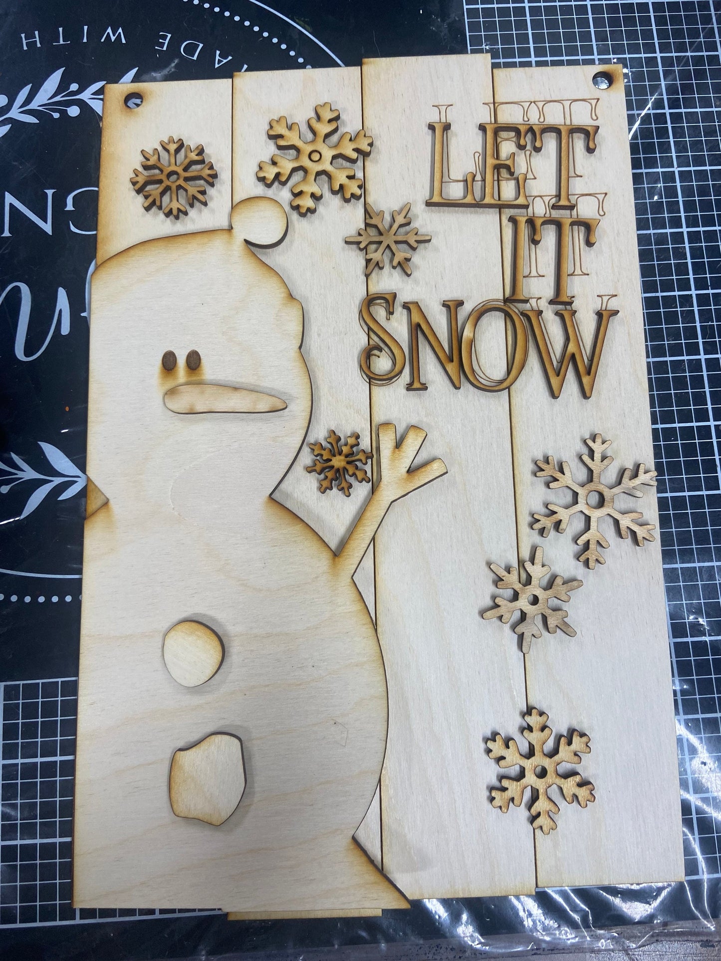 DIY Let it snow sign