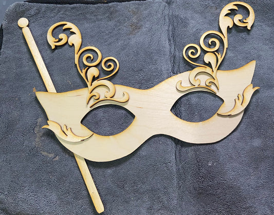 DIY Mardi Gras mask unpainted